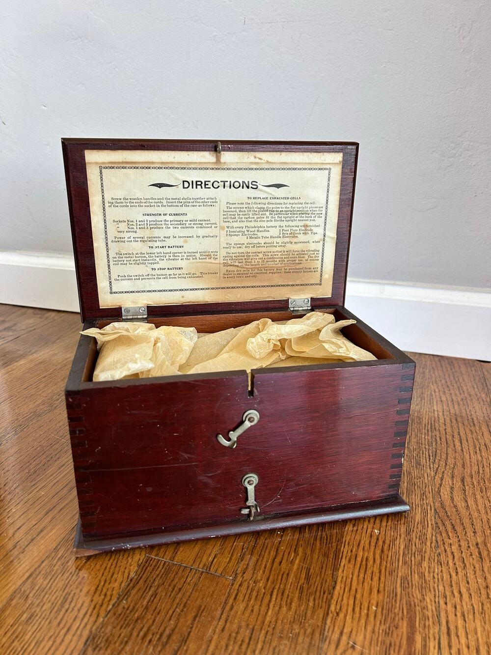 Antique Electrotherapy Medical Apparatus, Early 1900s Quack Medicine Device
